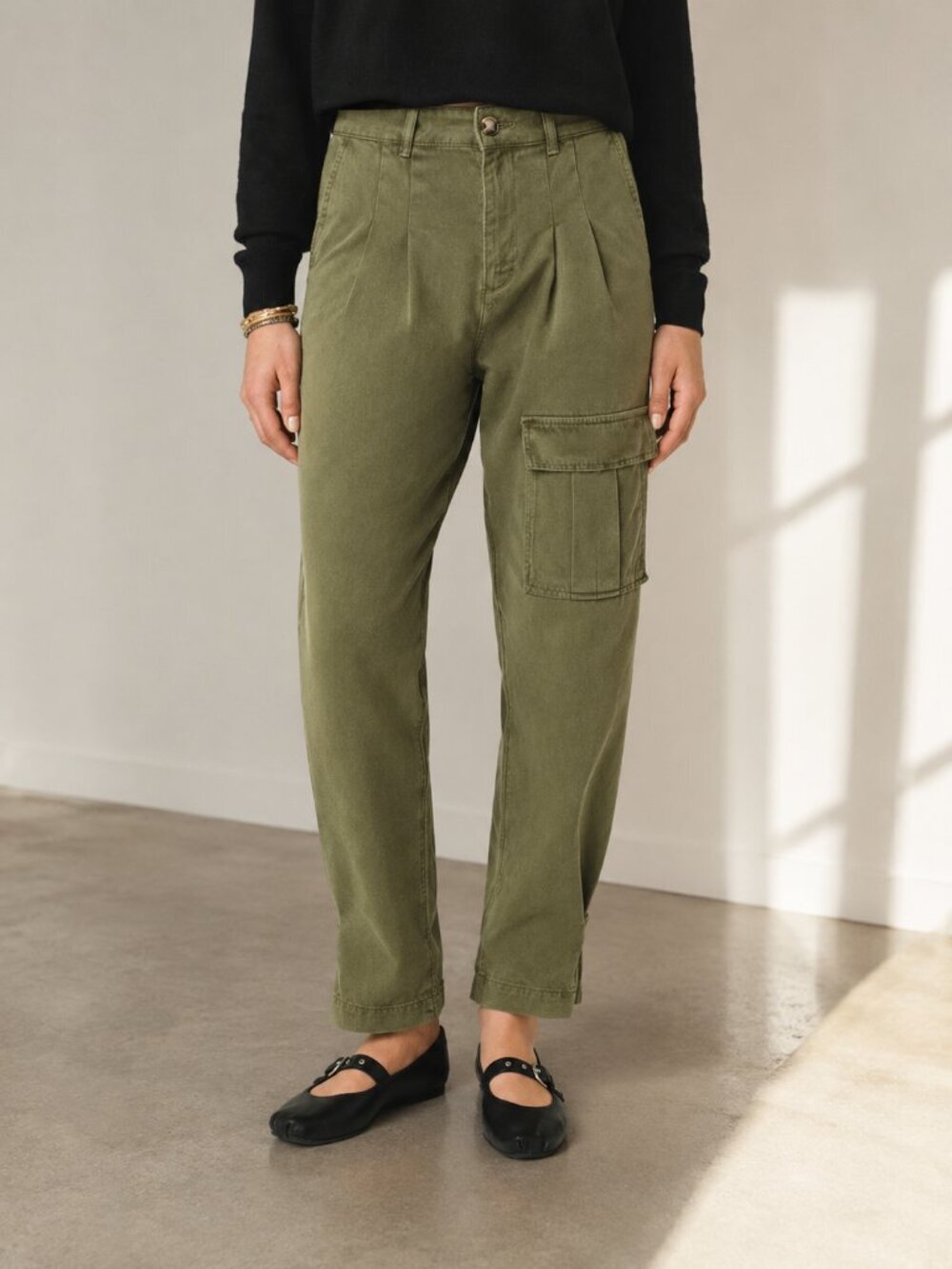 BA&SH Maroon High Rise Cropped Cargo Pants In Kaki Green